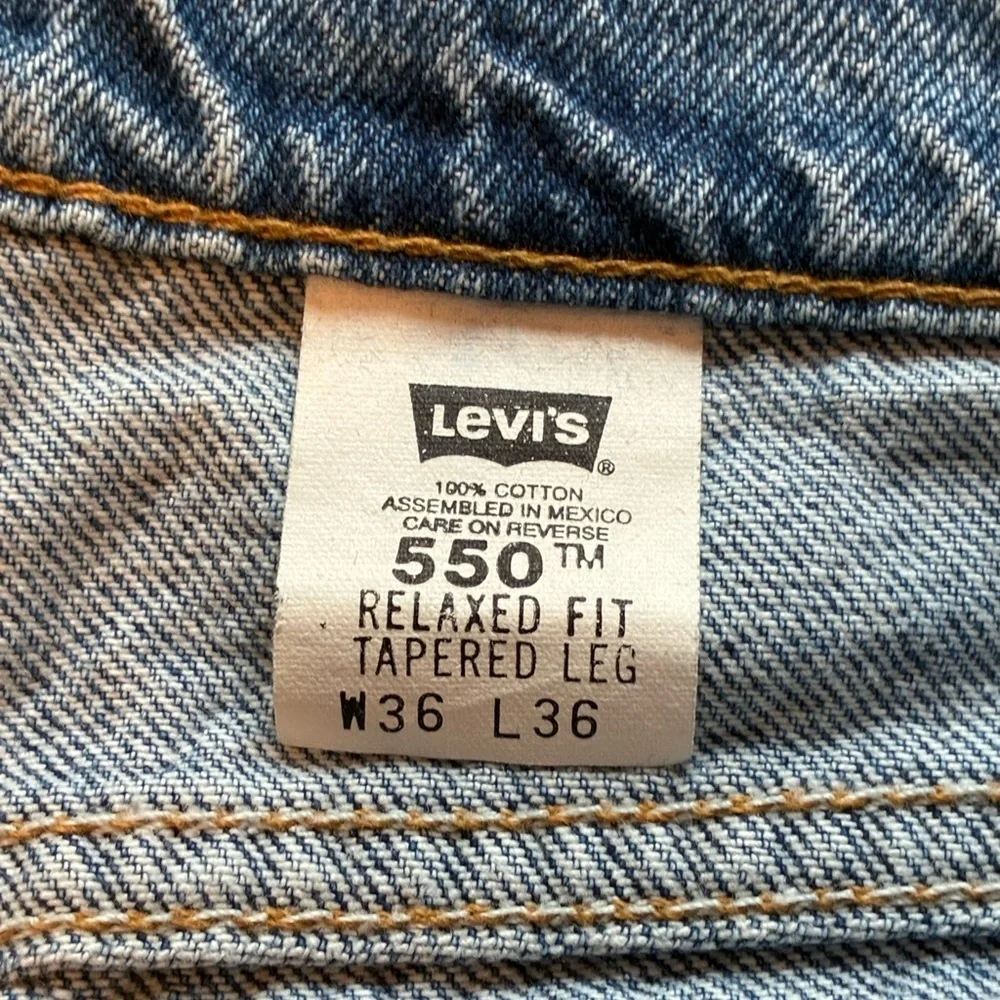Vintage 90s Levi’s 550 Orange Tab Jeans W36 L36 Relaxed Fit Tapered Leg Grunge